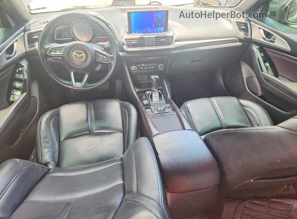 3MZBN1V74HM123182 2017 MAZDA 3 Gray Առջևի վահանակի տեսք
