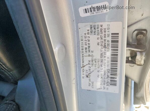 3MZBN1V76HM119439 2017 MAZDA 3 Silver ძრავის განყოფილების ხედი