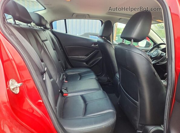 3MZBN1V7XHM140259 2017 MAZDA 3 Red Հետևի նստատեղերի տեսք