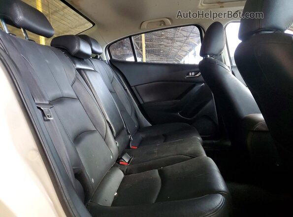 3MZBN1W30HM128522 2017 MAZDA 3 White Вид задніх сидінь