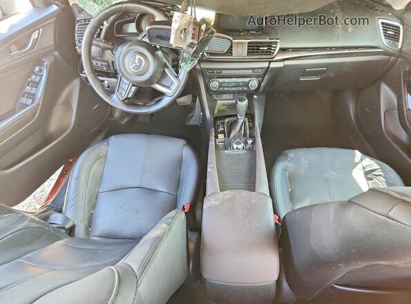 3MZBN1W35JM226483 2018 MAZDA 3 Red წინა პანელის ხედი