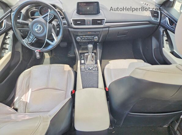 3MZBN1W38HM128106 2017 MAZDA 3 White Dashboard view