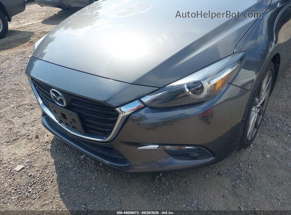 3MZBN1W39JM174159 2018 MAZDA 3 Серый Вид спереди