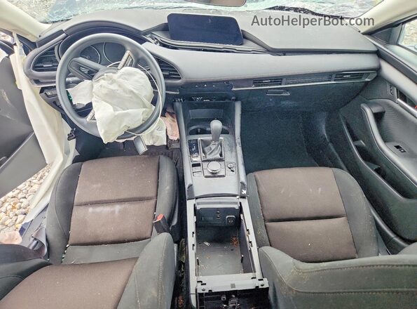3MZBPAA72NM316992 2022 MAZDA 3 Синий Вид панели приборов