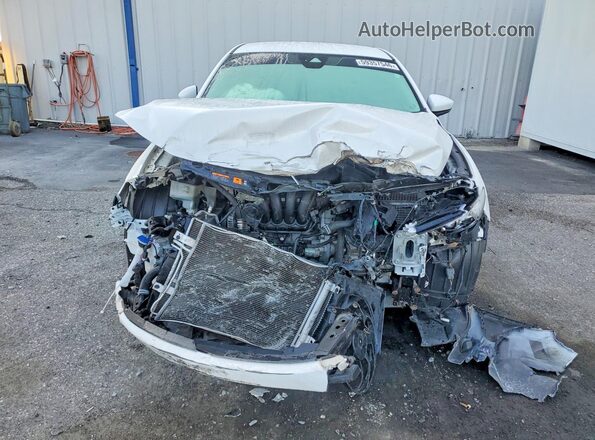 3MZBPAAL9MM205058 2021 MAZDA 3 White Front view