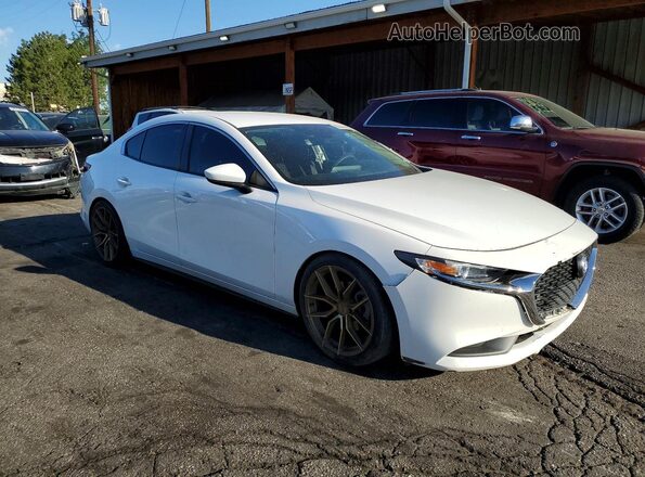 3MZBPABL5KM112694 2019 MAZDA 3 Белый Передняя правая четверть