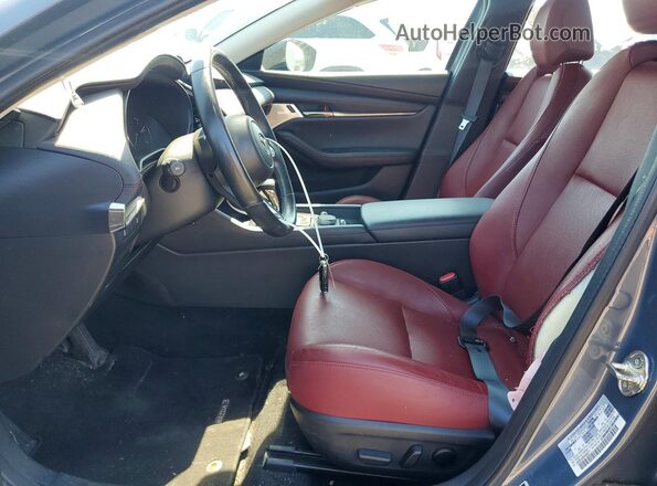 3MZBPACM5PM369711 2023 MAZDA 3 Gray წინა სალონის ხედი