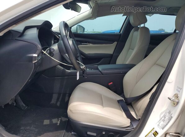 3MZBPACM8PM370917 2023 MAZDA 3 White Вид салону спереду