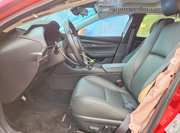 3MZBPACM9PM354161 2023 MAZDA 3 Бордовый Вид салона спереди