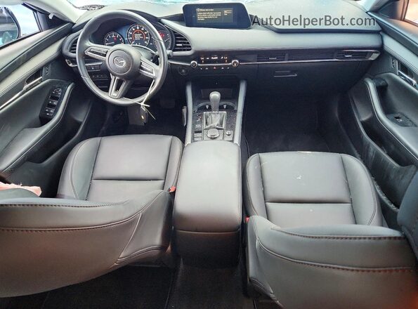 3MZBPACM9PM354161 2023 MAZDA 3 Бордовый Вид панели приборов