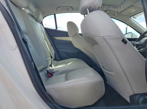 3MZBPAEM1LM118062 2020 MAZDA 3 White Rear seats view