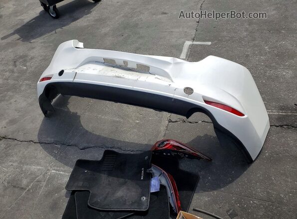 3MZBPAEM1LM118062 2020 MAZDA 3 White Engine compartment view