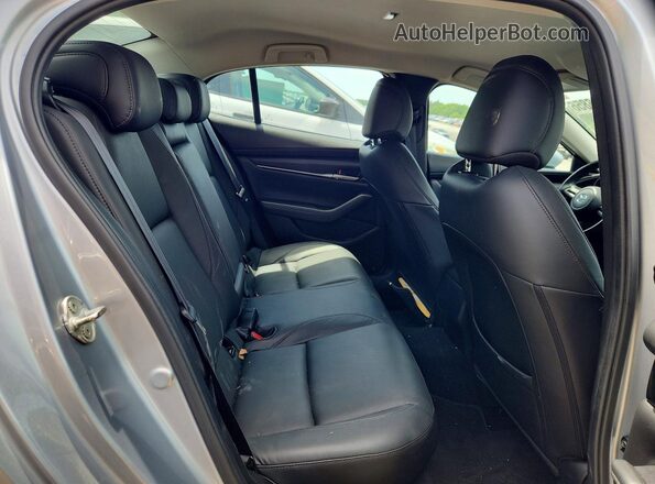 3MZBPBBL0MM250992 2021 MAZDA 3 Silver Rear seats view