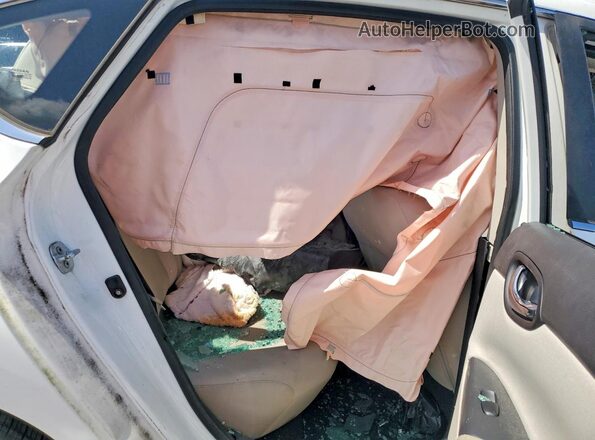 3N1AB7AP0GY300692 2016 NISSAN SENTRA White Widok tylnych siedzeń