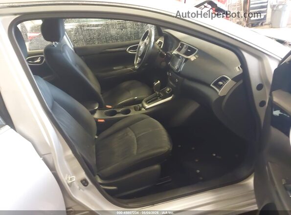 3N1AB7AP0GY325365 2016 NISSAN SENTRA Silver Front interior view