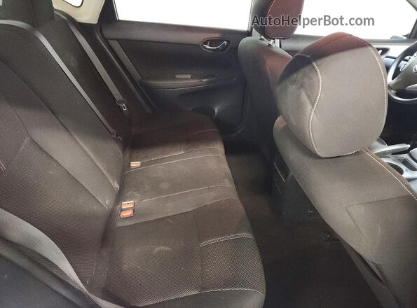 3N1AB7AP0HY212341 2017 NISSAN SENTRA Серебряный Вид задних сидений