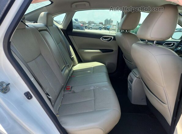 3N1AB7AP0HY299755 2017 NISSAN SENTRA White Հետևի նստատեղերի տեսք