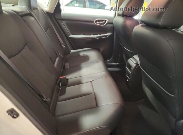 3N1AB7AP0HY397250 2017 NISSAN SENTRA White Widok tylnych siedzeń