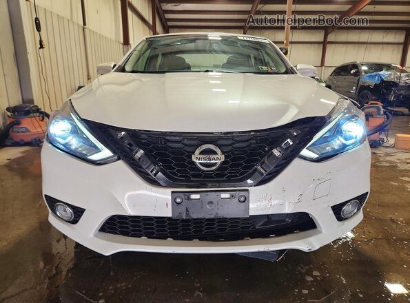 3N1AB7AP0HY397250 2017 NISSAN SENTRA White Widok z przodu