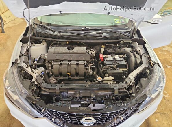3N1AB7AP0HY397250 2017 NISSAN SENTRA White Widok wnętrza z tyłu