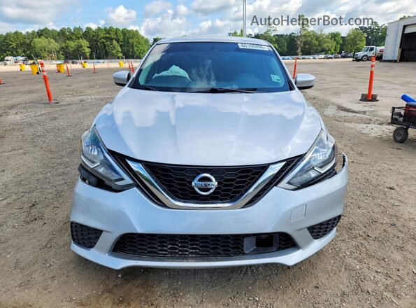 3N1AB7AP0JL624195 2018 NISSAN SENTRA Серебряный Вид спереди