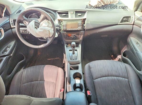 3N1AB7AP0JL624195 2018 NISSAN SENTRA Серебряный Вид панели приборов