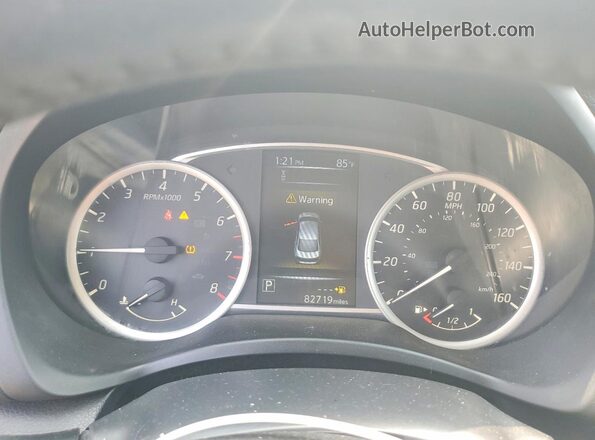 3N1AB7AP0JL633267 2018 NISSAN SENTRA Black ხელსაწყოთა პანელის ხედი