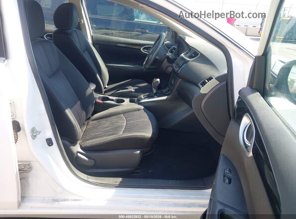 3N1AB7AP0JL653082 2018 NISSAN SENTRA White Widok wnętrza z przodu