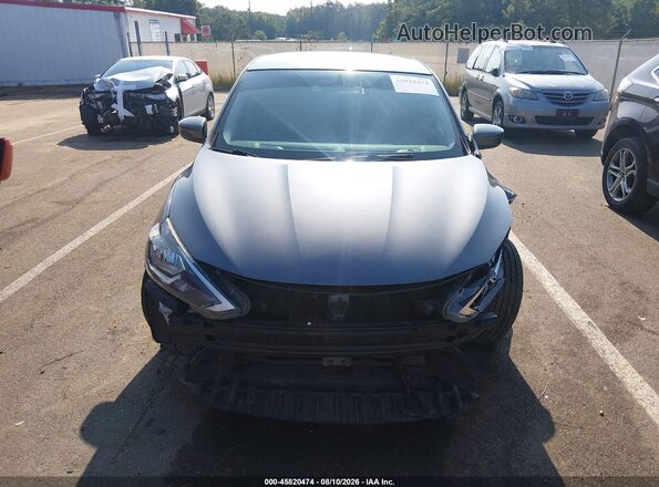 3N1AB7AP0JY227766 2018 NISSAN SENTRA Gray Widok wnętrza z tyłu