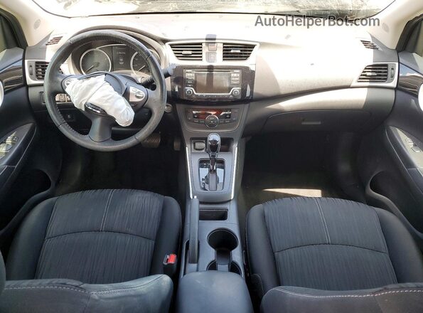 3N1AB7AP0JY259892 2018 NISSAN SENTRA Черный Вид панели приборов