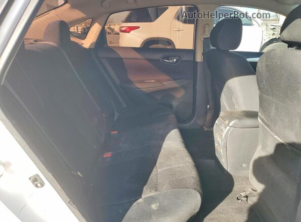 3N1AB7AP0JY338916 2018 NISSAN SENTRA White Вид задніх сидінь