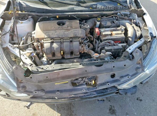 3N1AB7AP0JY338916 2018 NISSAN SENTRA White Вид задньої частини салону
