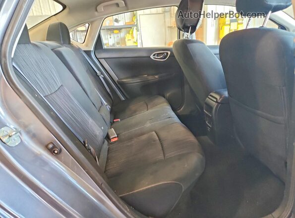 3N1AB7AP0KL622903 2019 NISSAN SENTRA Gray Widok tylnych siedzeń