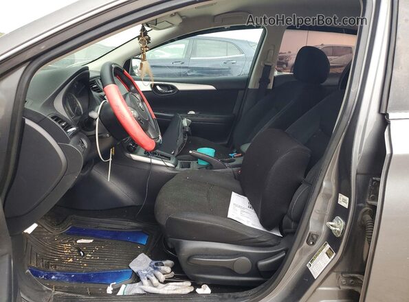 3N1AB7AP0KY253642 2019 NISSAN SENTRA Gray Front interior view