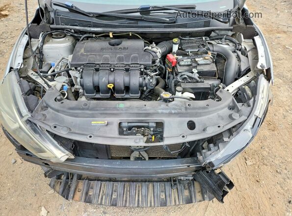 3N1AB7AP0KY279142 2019 NISSAN SENTRA Silver Вид задньої частини салону