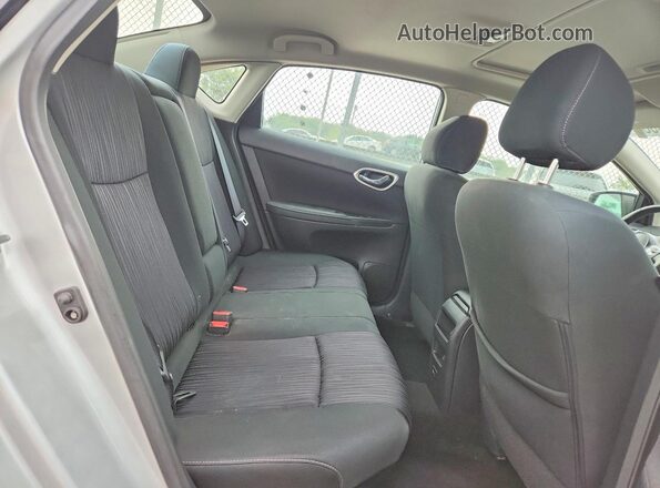 3N1AB7AP0KY279142 2019 NISSAN SENTRA Silver Вид задніх сидінь