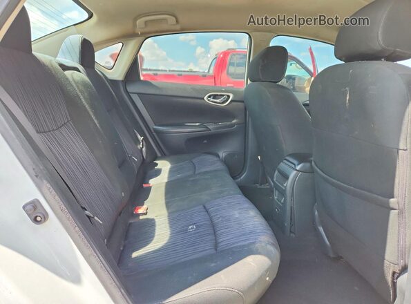 3N1AB7AP0KY332972 2019 NISSAN SENTRA White Вид задніх сидінь