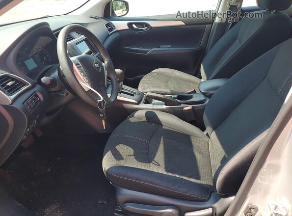 3N1AB7AP1GY242396 2016 NISSAN SENTRA Silver Widok wnętrza z przodu