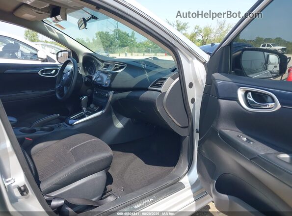 3N1AB7AP1GY250918 2016 NISSAN SENTRA Silver Widok wnętrza z przodu