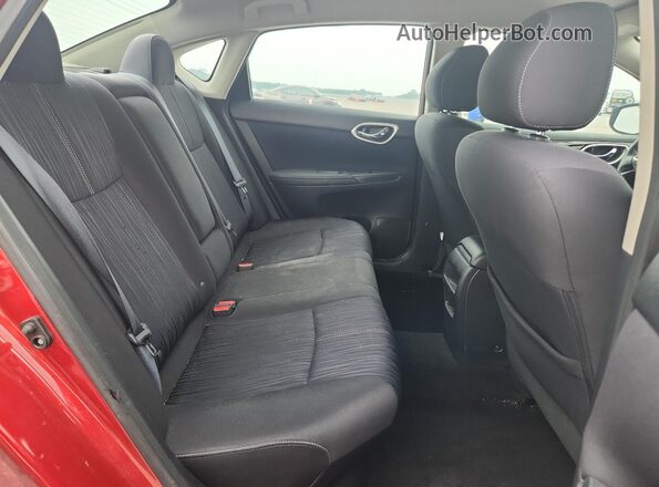 3N1AB7AP1HL673044 2017 NISSAN SENTRA Red Widok tylnych siedzeń