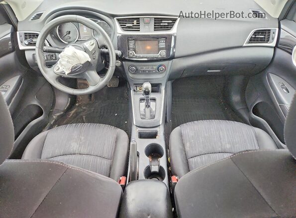 3N1AB7AP1HY280812 2017 NISSAN SENTRA Серый Вид панели приборов