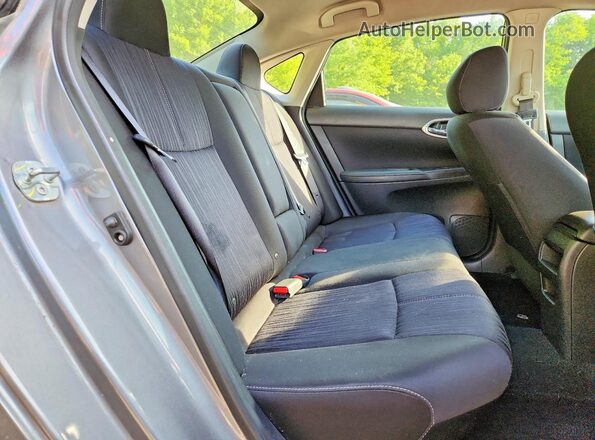 3N1AB7AP1HY322525 2017 NISSAN SENTRA Gray Rear seats view