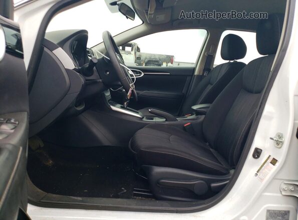 3N1AB7AP1HY365245 2017 NISSAN SENTRA White Widok wnętrza z przodu