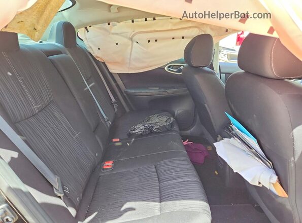3N1AB7AP1JL624948 2018 NISSAN SENTRA Black Rear seats view