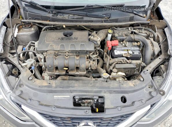 3N1AB7AP1JY320277 2018 NISSAN SENTRA Gray Widok wnętrza z tyłu