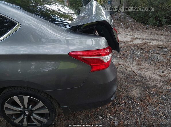3N1AB7AP1KY356956 2019 NISSAN SENTRA Gray Вид спереду