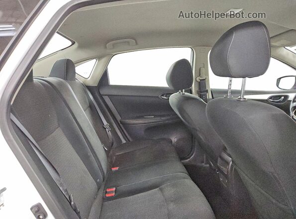 3N1AB7AP1KY410501 2019 NISSAN SENTRA White უკანა სავარძლების ხედი