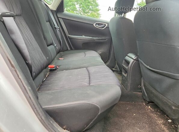 3N1AB7AP1KY454983 2019 NISSAN SENTRA Silver Vista de los asientos traseros