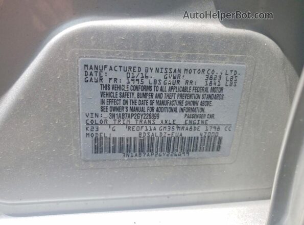 3N1AB7AP2GY226899 2016 NISSAN SENTRA Silver Vista del compartimento del motor