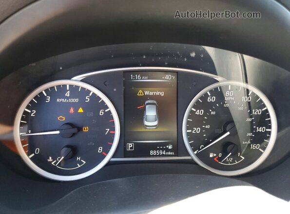 3N1AB7AP2HL719383 2017 NISSAN SENTRA Silver Вид щитка приладів